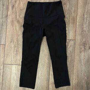 Lululemon Black High-Waisted Cropped Leggings
